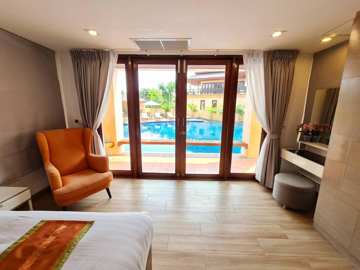 Elegancy Resort HHQ Buitenkant foto