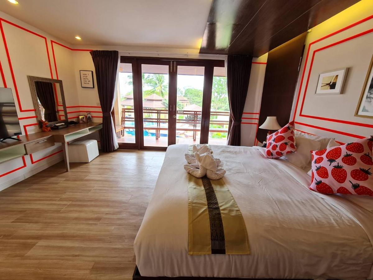 Elegancy Resort HHQ Buitenkant foto